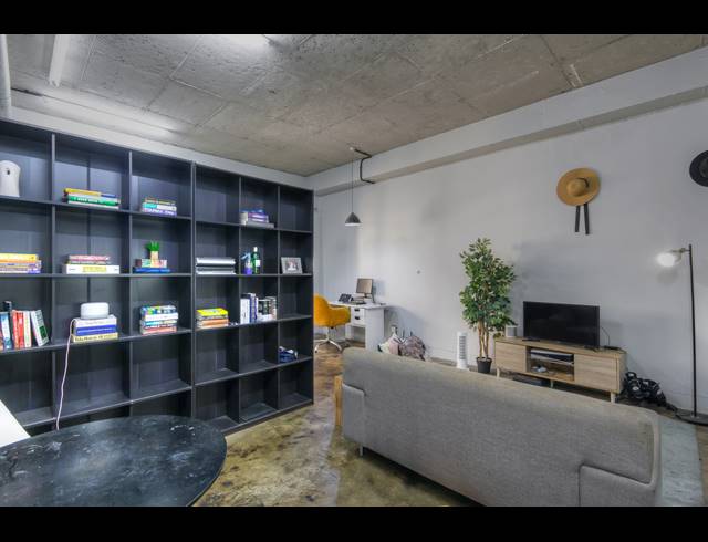 0.5 BEDROOM APARTMENT FOR SALE IN MABONENG